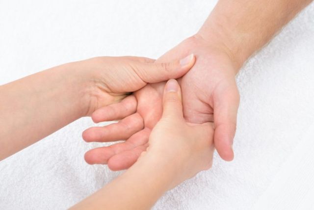 13 Ultimate Benefits Of Hand Reflexology You Don T Want To Miss Libifit